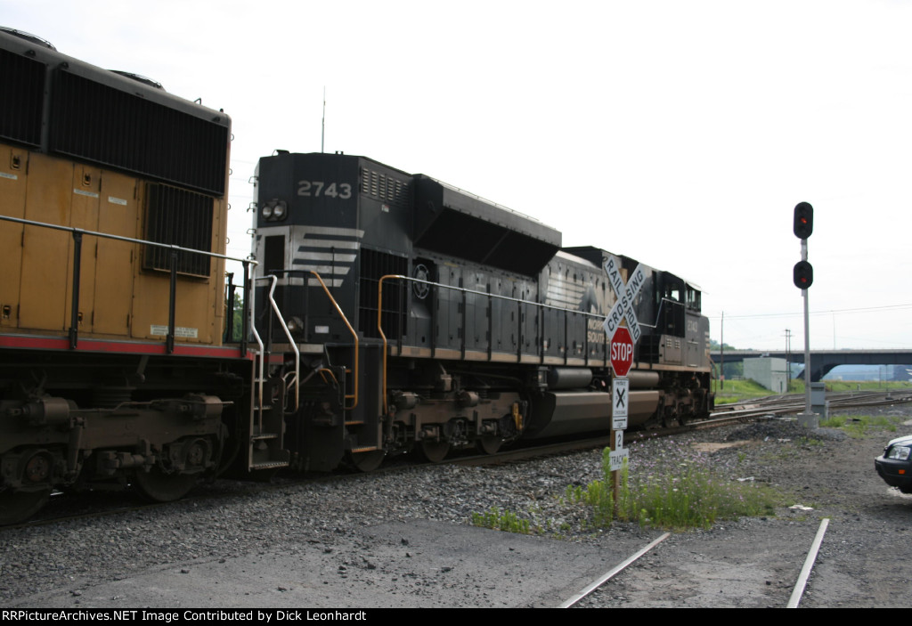 NS 2743